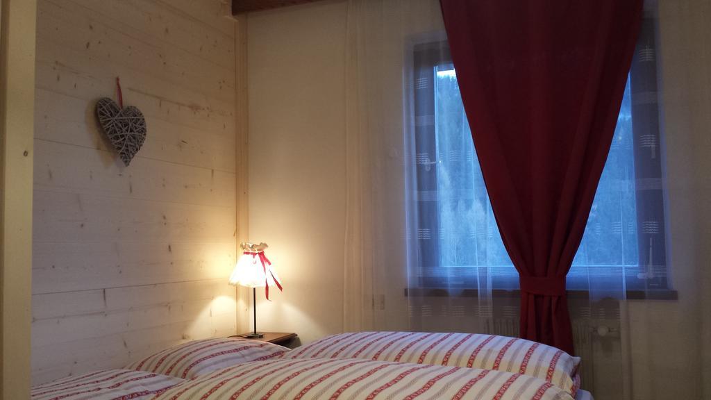 Casa Monteggia Toblach Zimmer foto