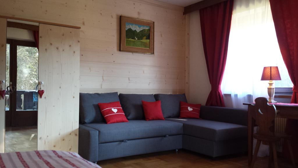 Casa Monteggia Toblach Zimmer foto